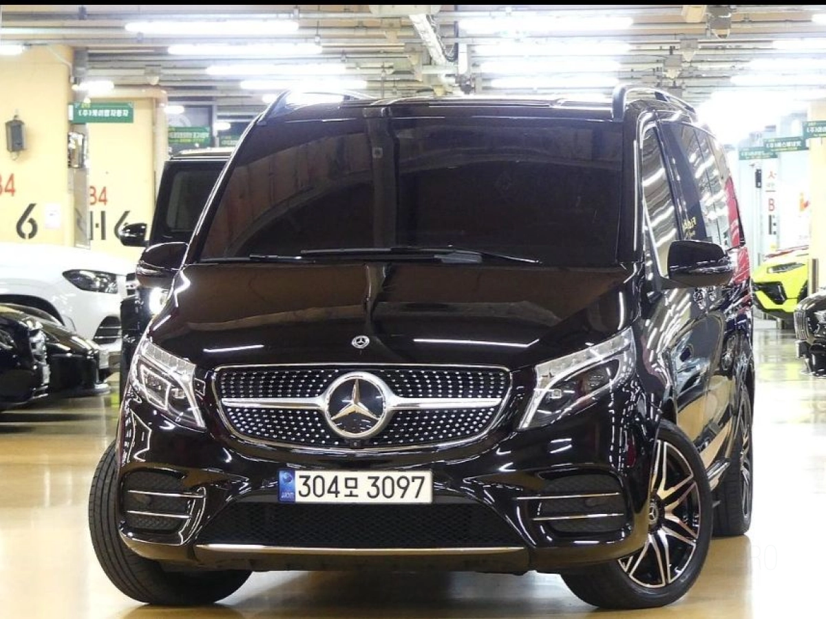 MERCEDES BENZ V-CLASS  2021