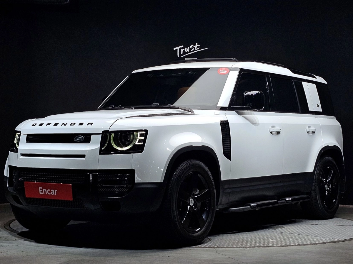 LAND ROVER DEFENDER L663 2023