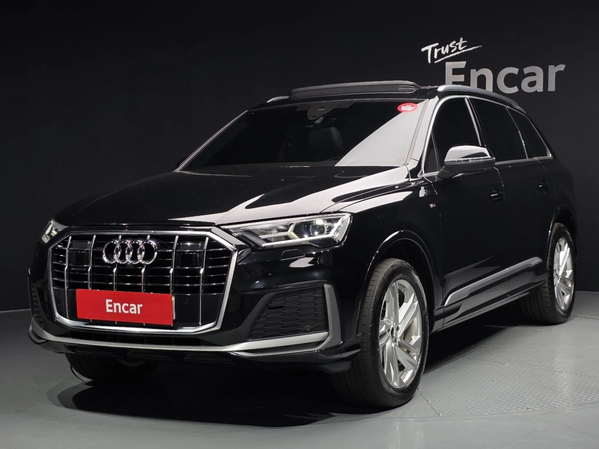 AUDI Q7 4M  2022