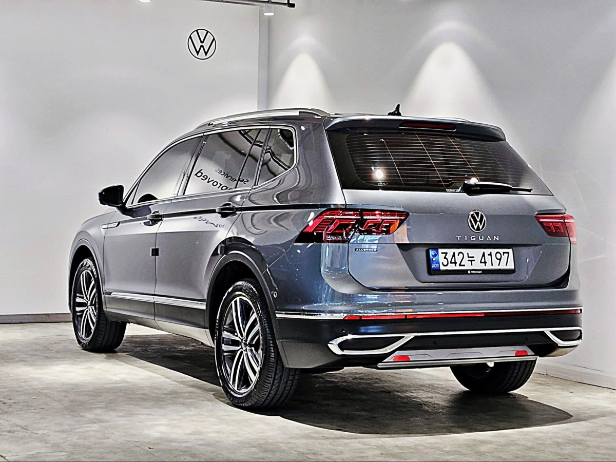 VOLKSWAGEN TIGUAN ALLSPACE