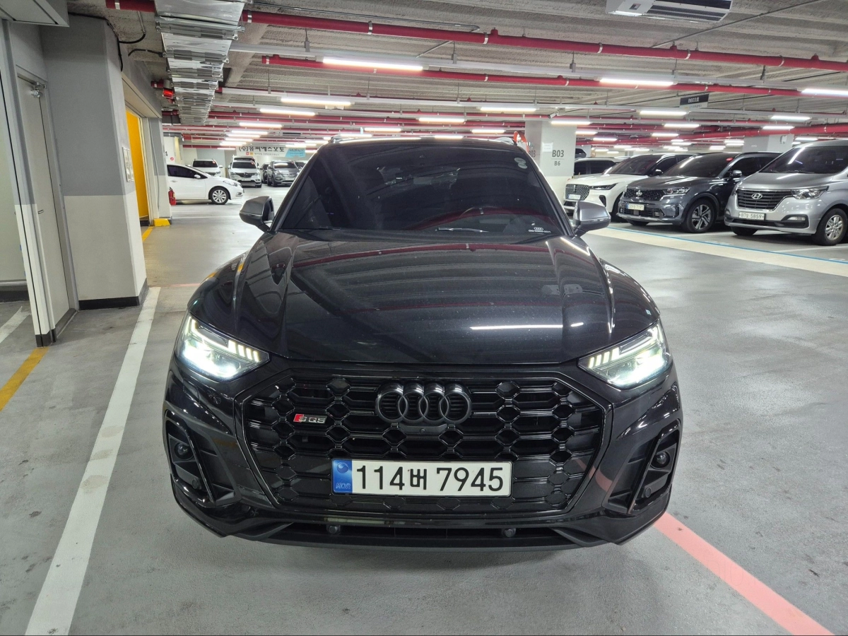 AUDI SQ5 FY