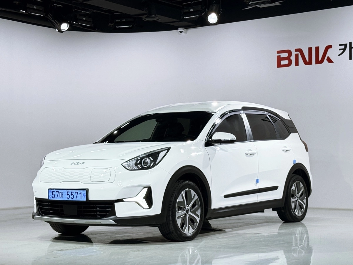 KIA NIRO PLUS