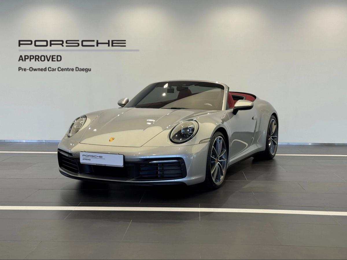 PORSCHE 911 992