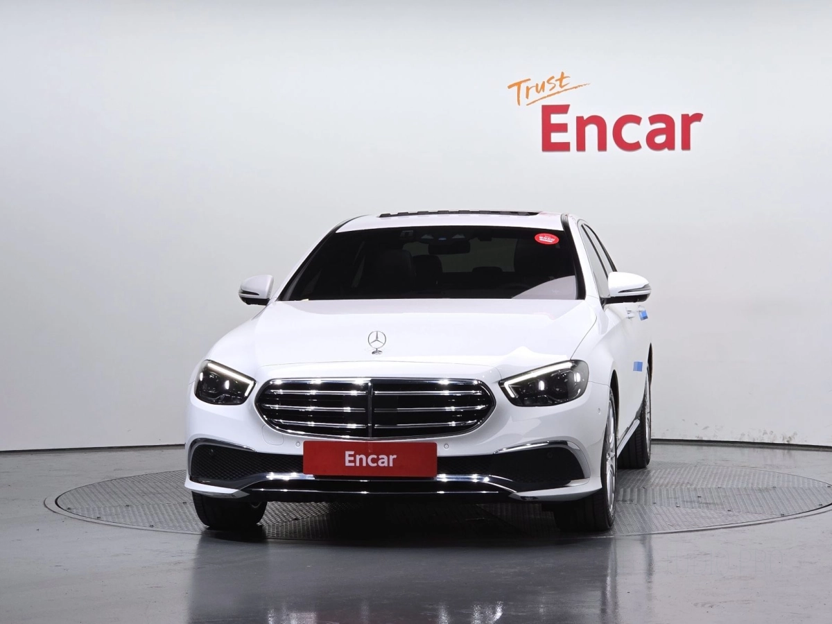 MERCEDES BENZ E-CLASS W213