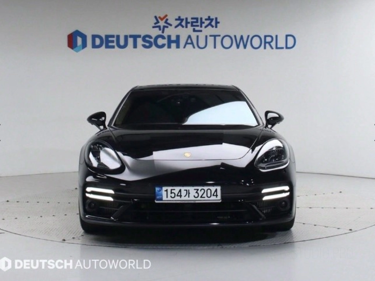 PORSCHE PANAMERA 971