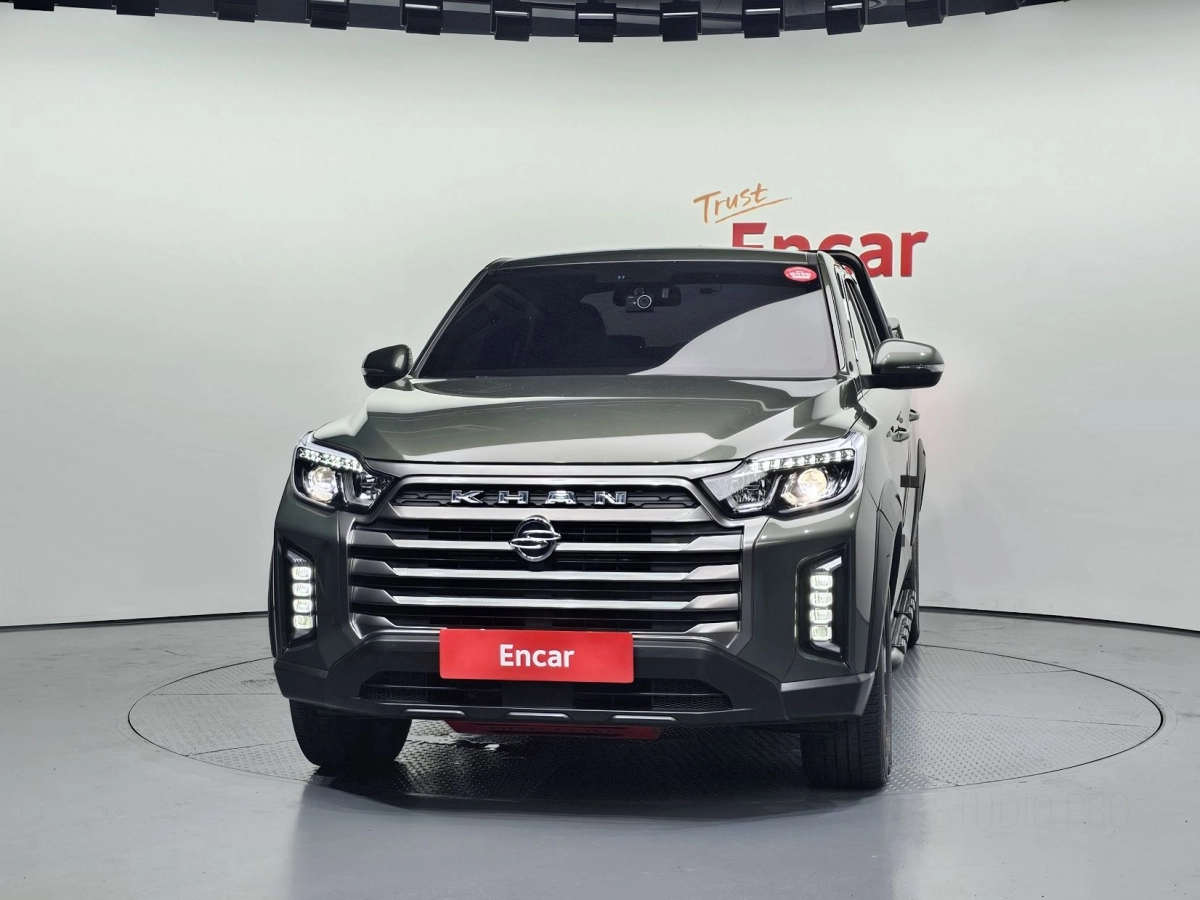 SSANGYONG REXTON SPORTS CAR