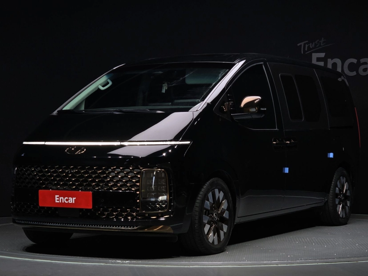 HYUNDAI STARIA 2021