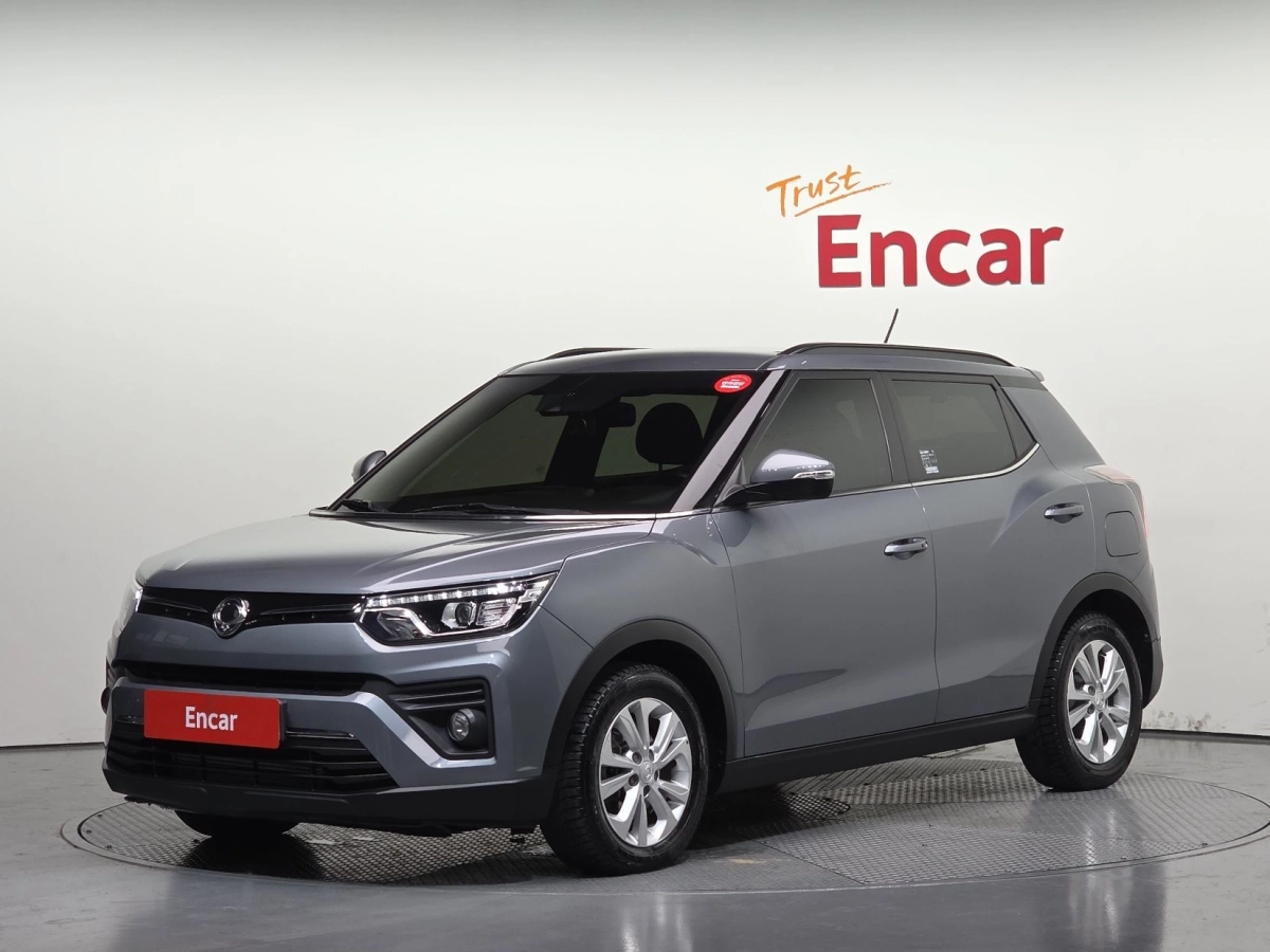 SSANGYONG TIVOLI VERY NEW