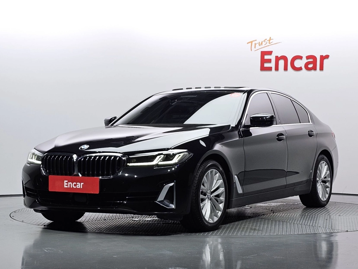 BMW 5-SERIES G30 2020