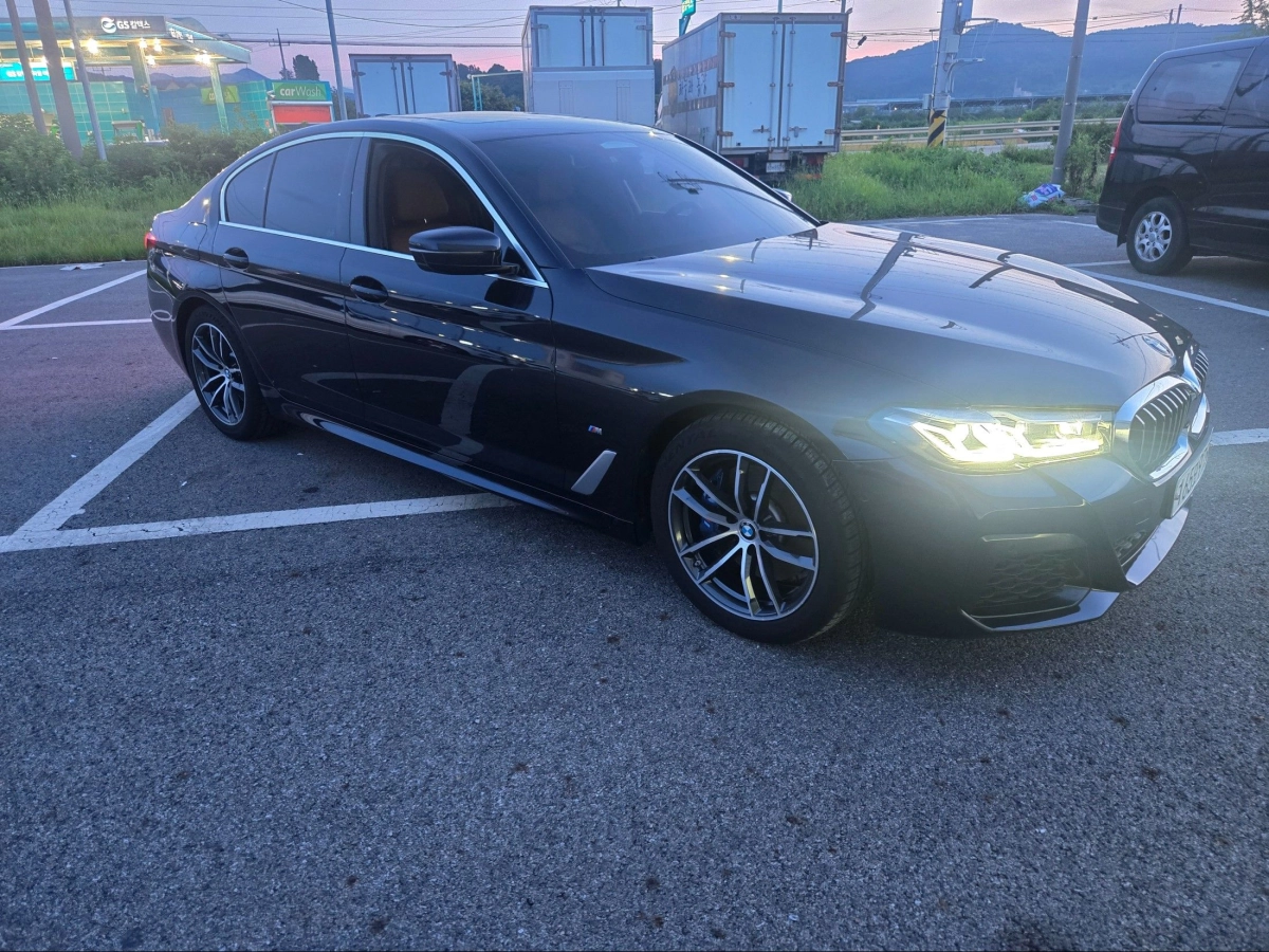 BMW 5-SERIES G30