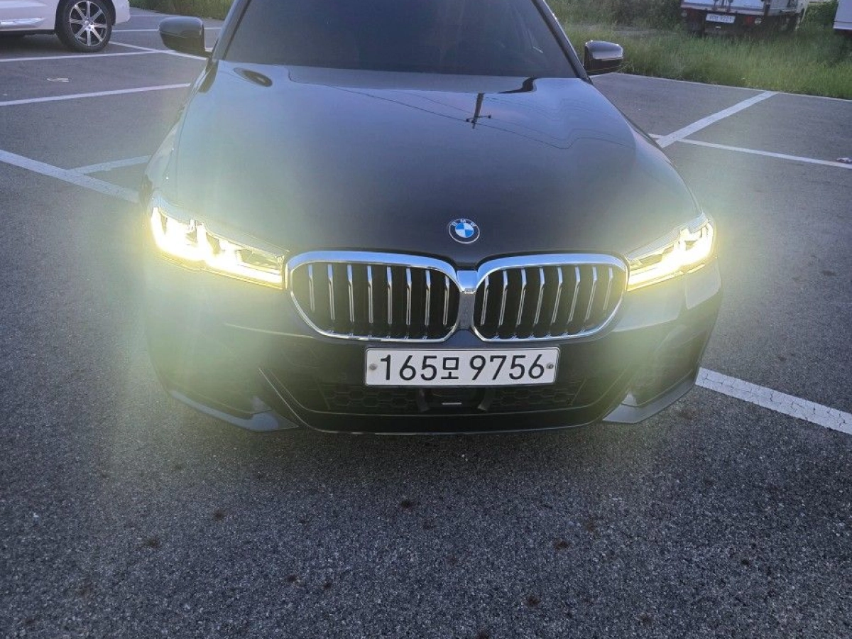 BMW 5-SERIES G30