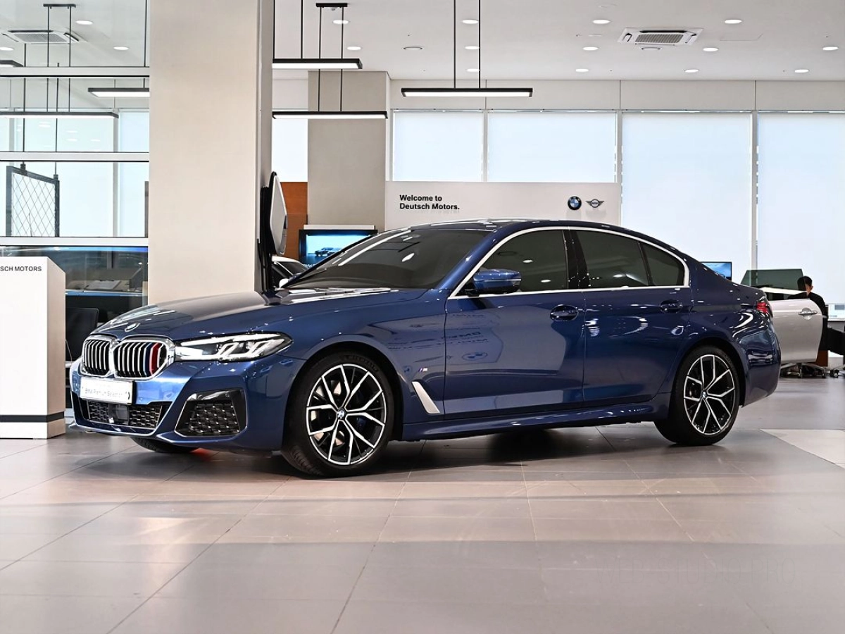 BMW 5-SERIES G30