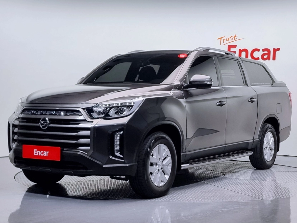 SSANGYONG REXTON SPORTS CAR