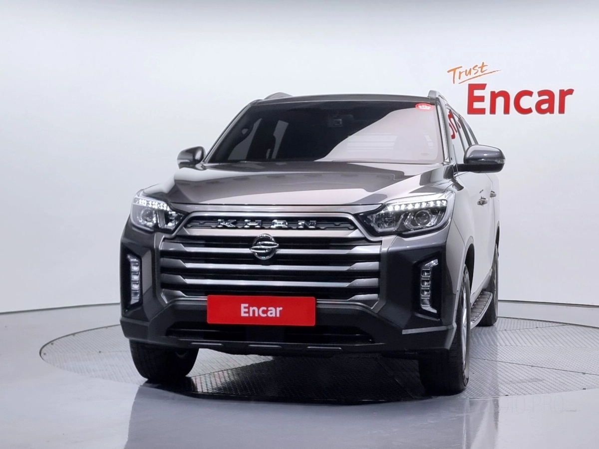 SSANGYONG REXTON SPORTS CAR