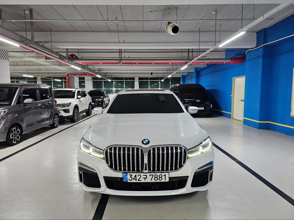 BMW 7-SERIES G11 2022