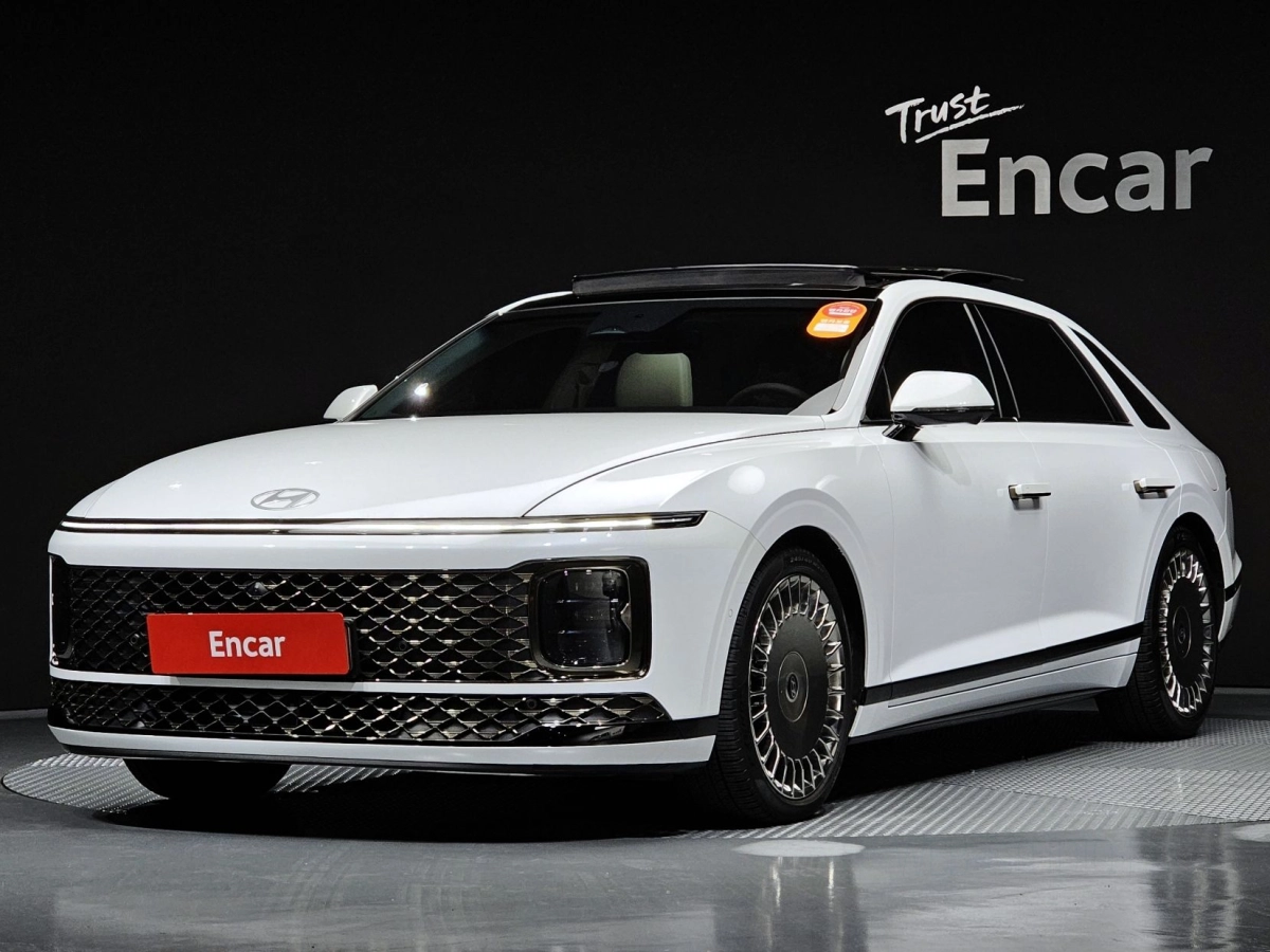 HYUNDAI GRANDEUR GN7  2023