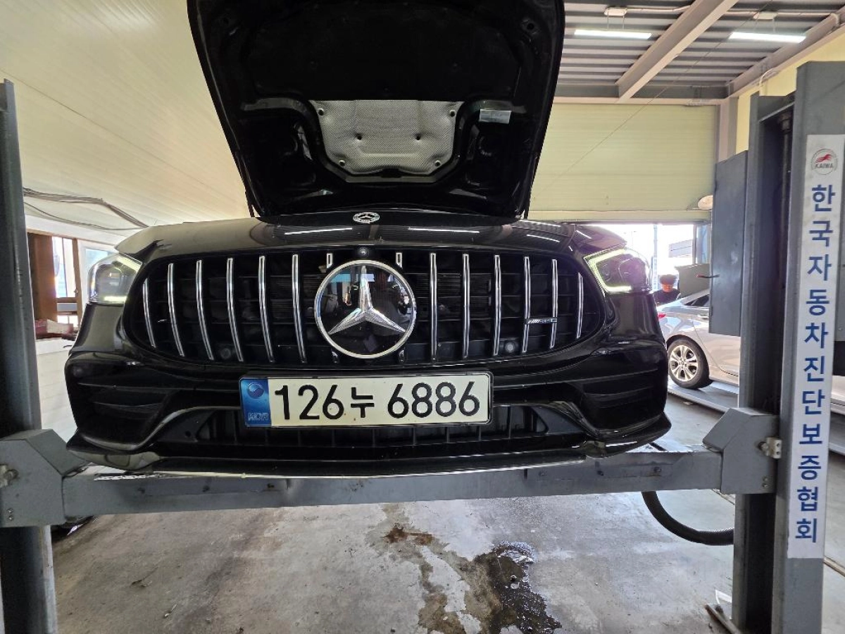 MERCEDES BENZ AMG GT