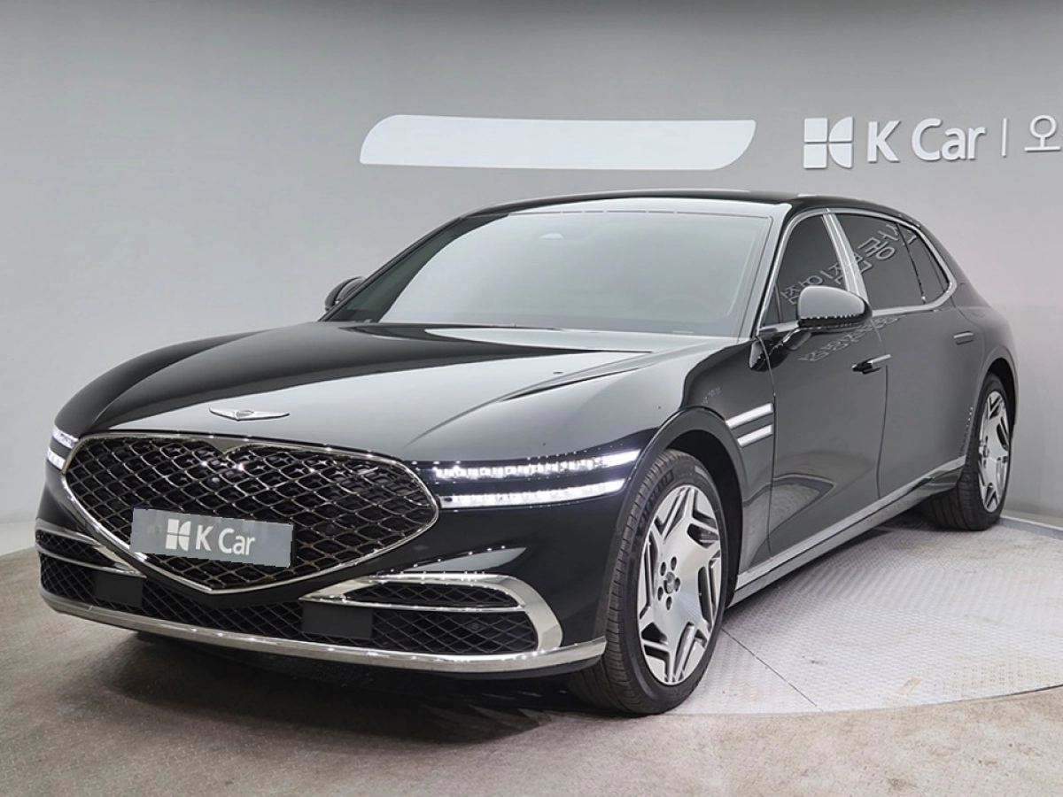 GENESIS G90 RS4  2022