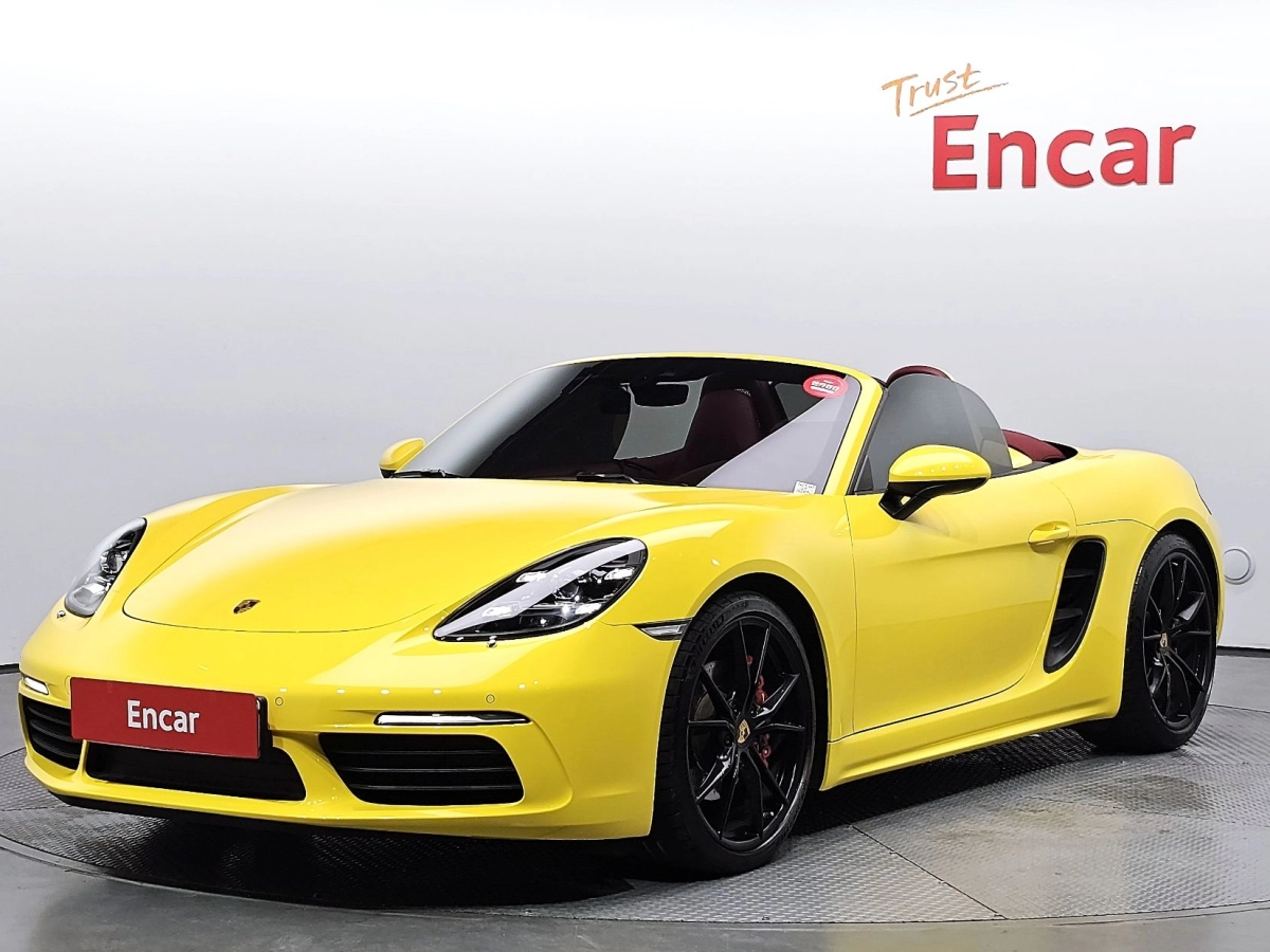 PORSCHE 718 BOXSTER