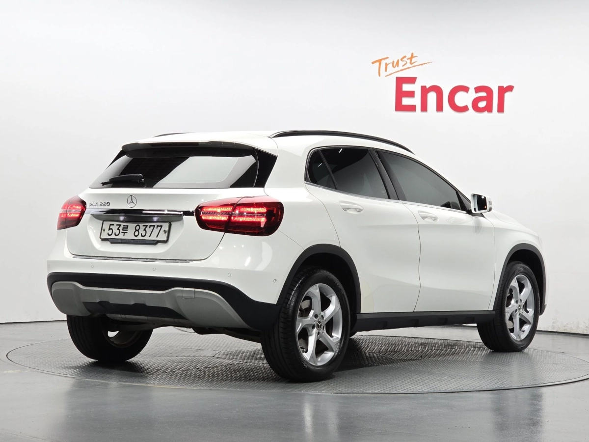 MERCEDES BENZ GLA-CLASS X156