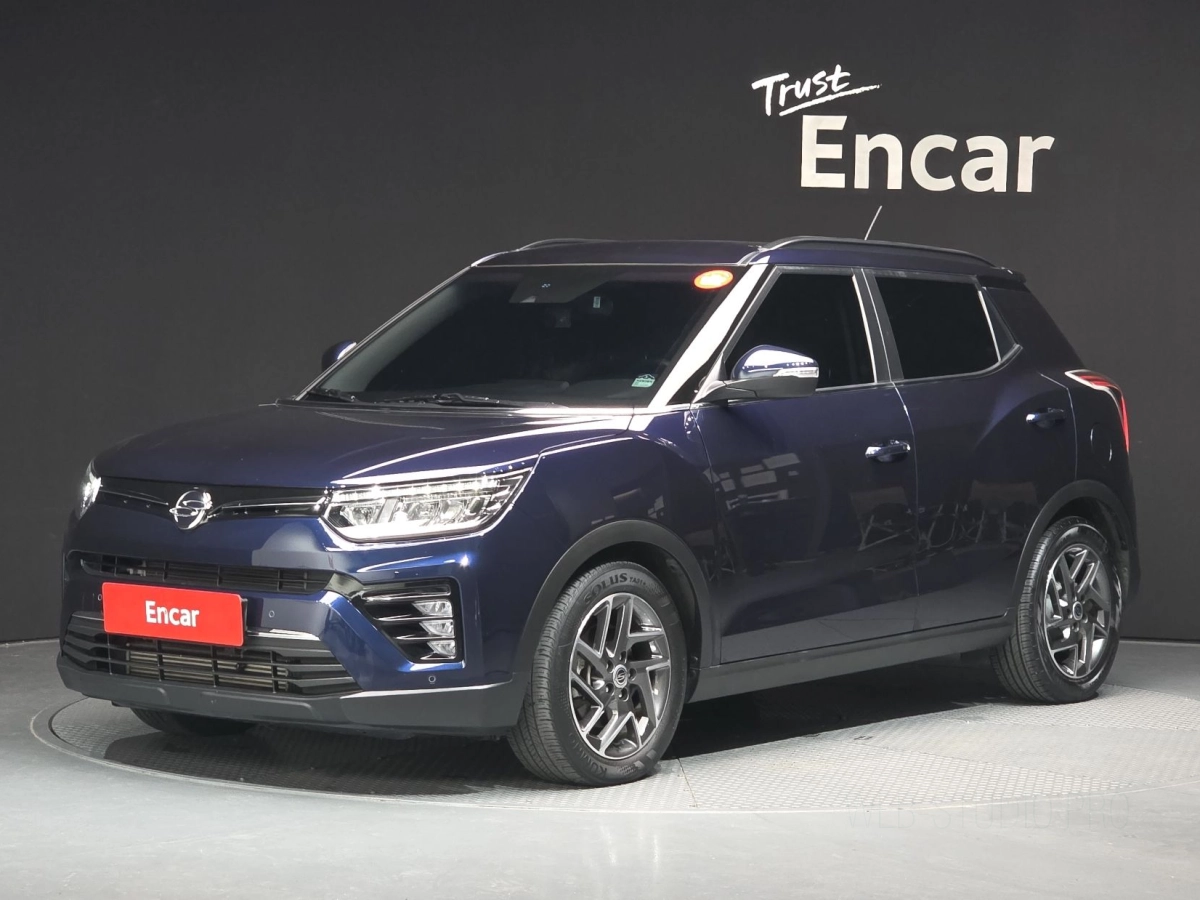 SSANGYONG TIVOLI VERY NEW