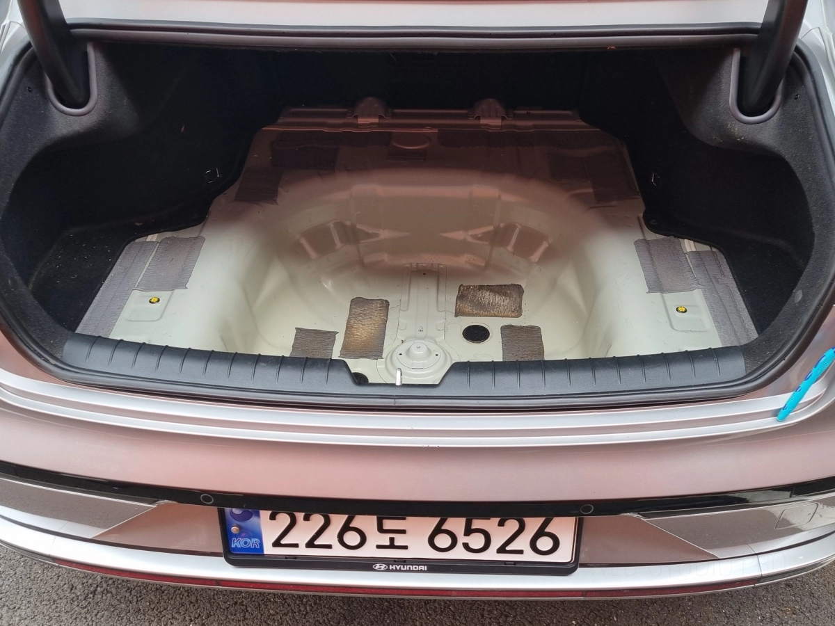 HYUNDAI GRANDEUR HYBRID GN7