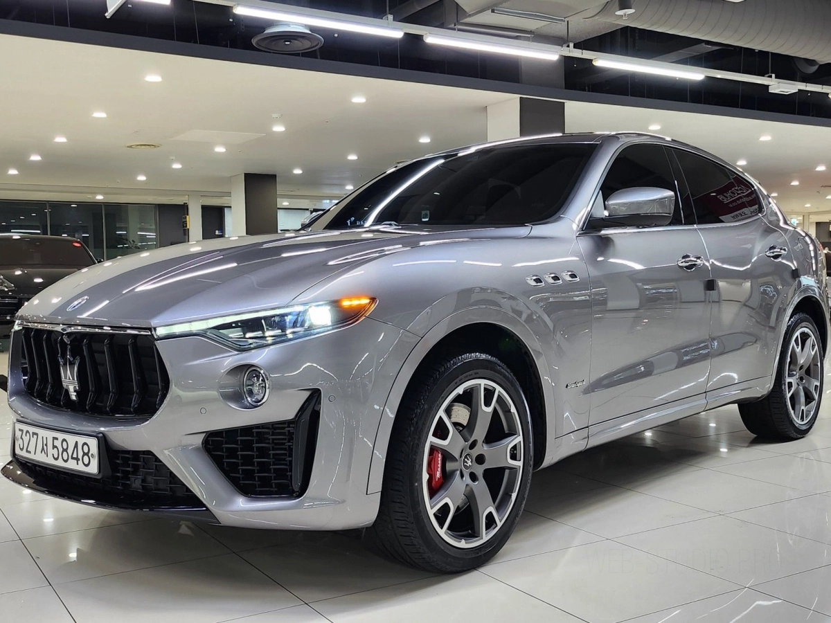 MASERATI LEVANTE
