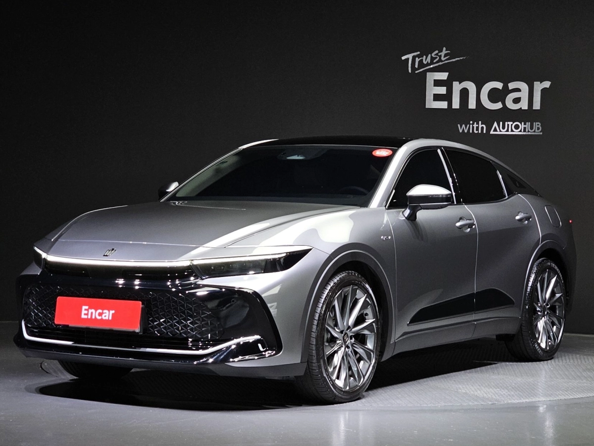 TOYOTA CROWN 크로스