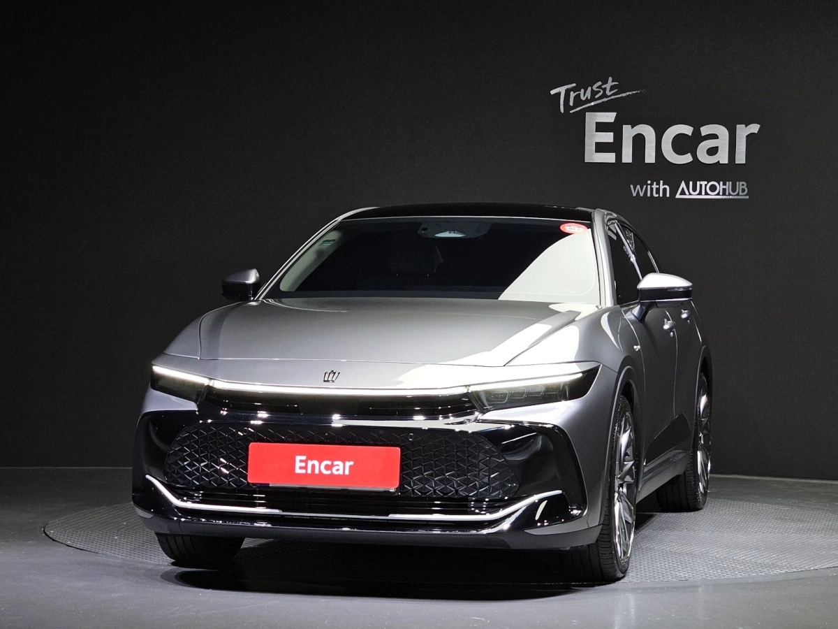 TOYOTA CROWN 크로스