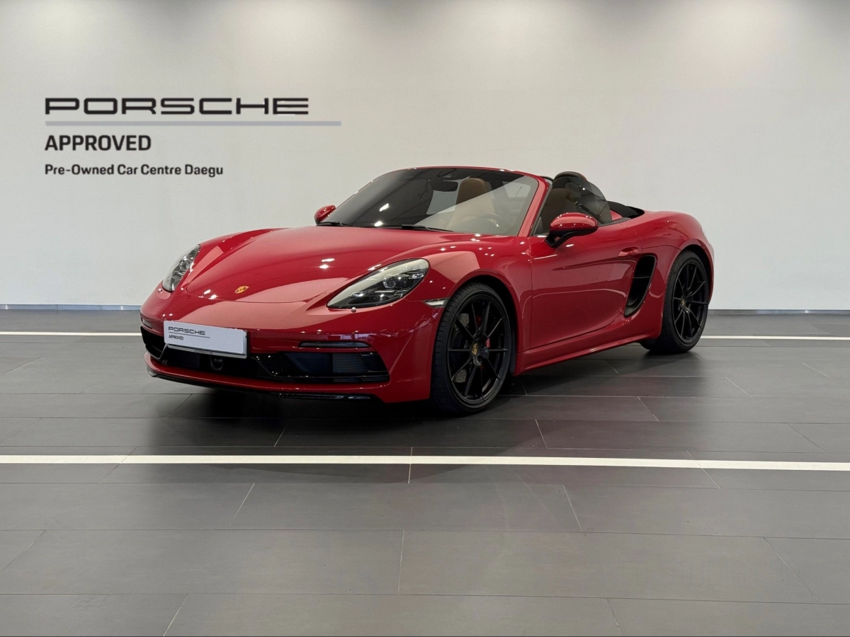 PORSCHE 718 BOXSTER