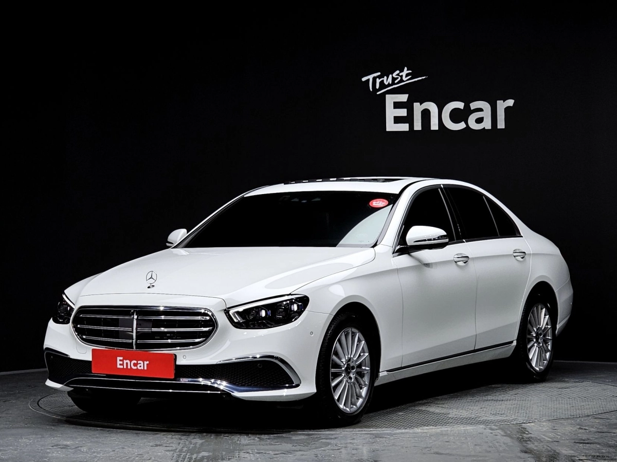 MERCEDES BENZ E-CLASS W213 2023