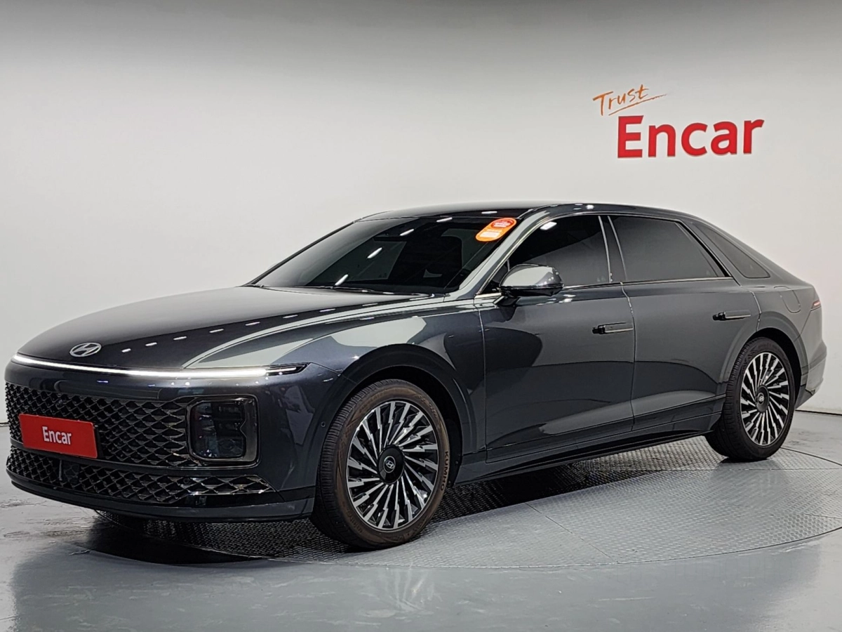 HYUNDAI GRANDEUR GN7  2023