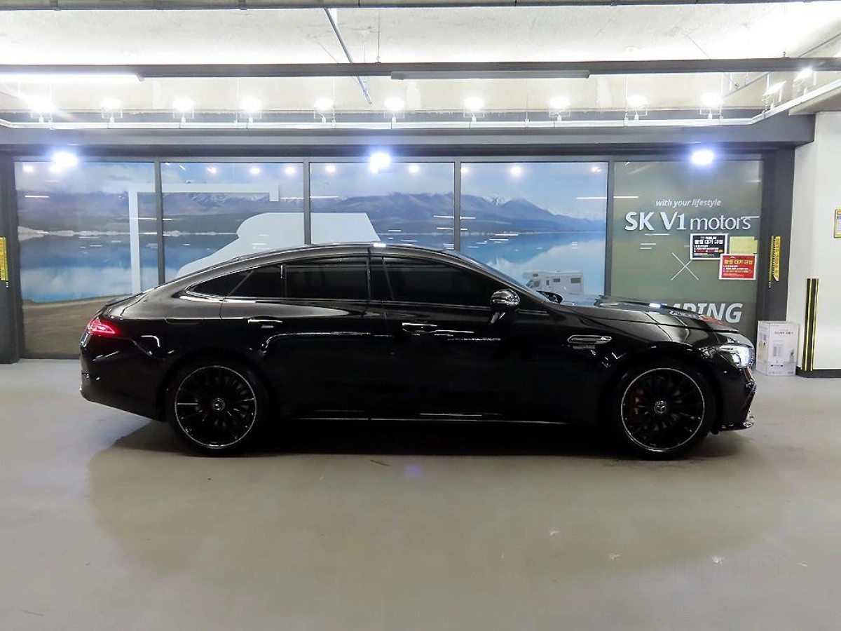 MERCEDES BENZ AMG GT