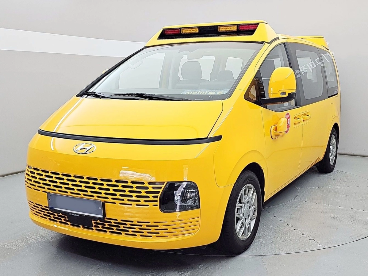HYUNDAI STARIA 2022