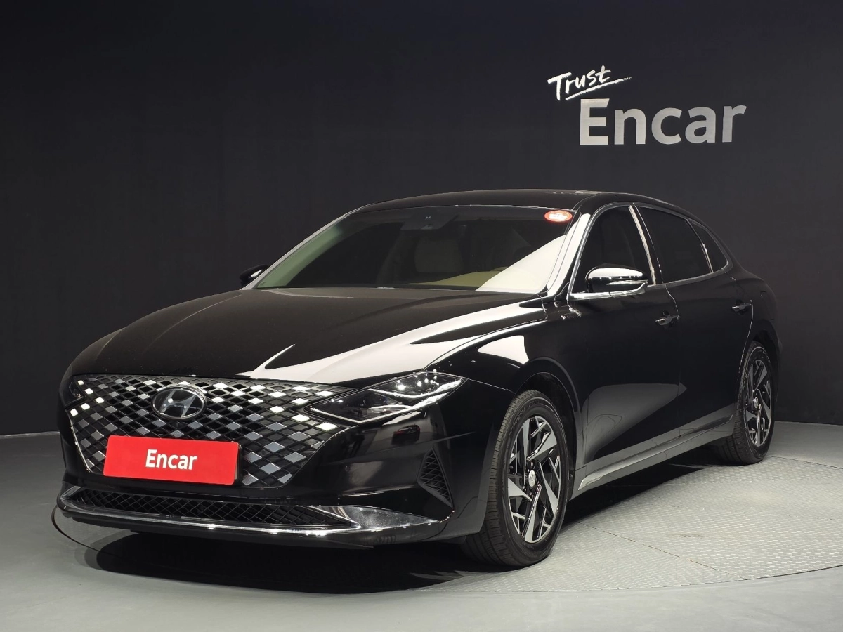 HYUNDAI GRANDEUR IG HYBRID 2022