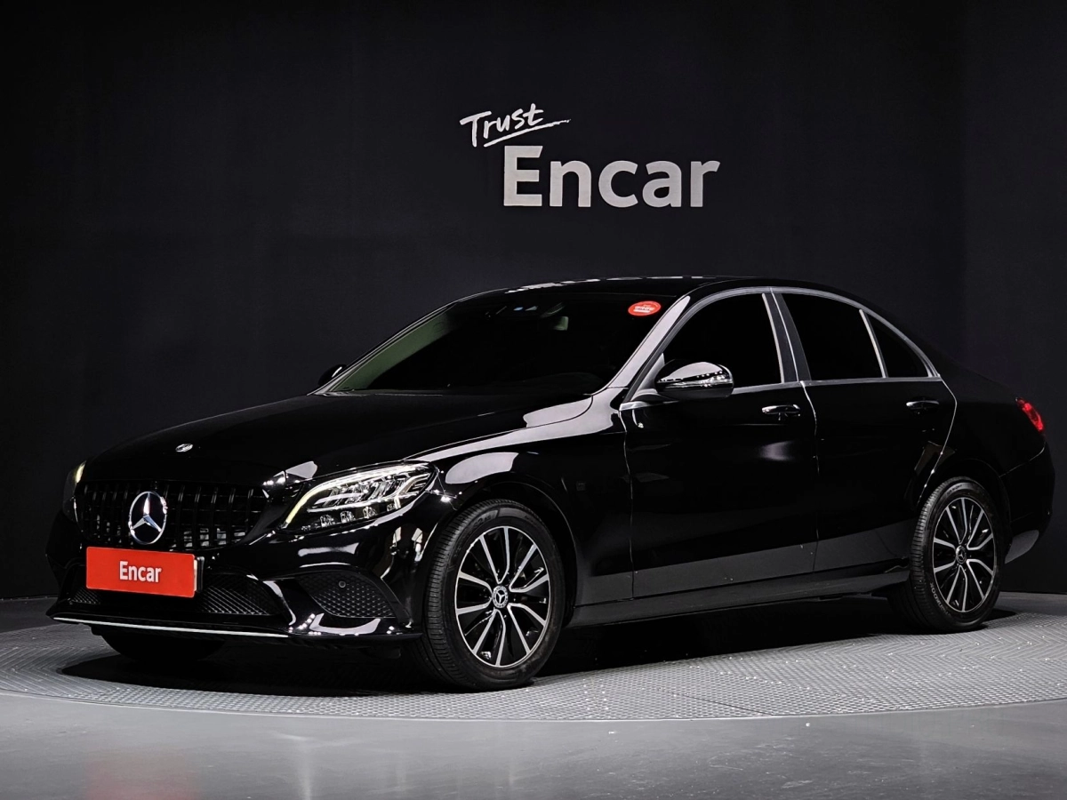 MERCEDES BENZ C-CLASS W205  2019