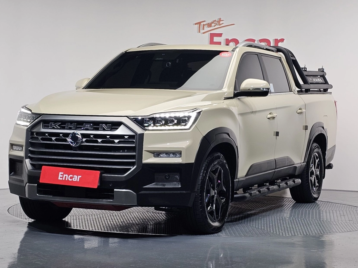 SSANGYONG REXTON SPORTS CAR