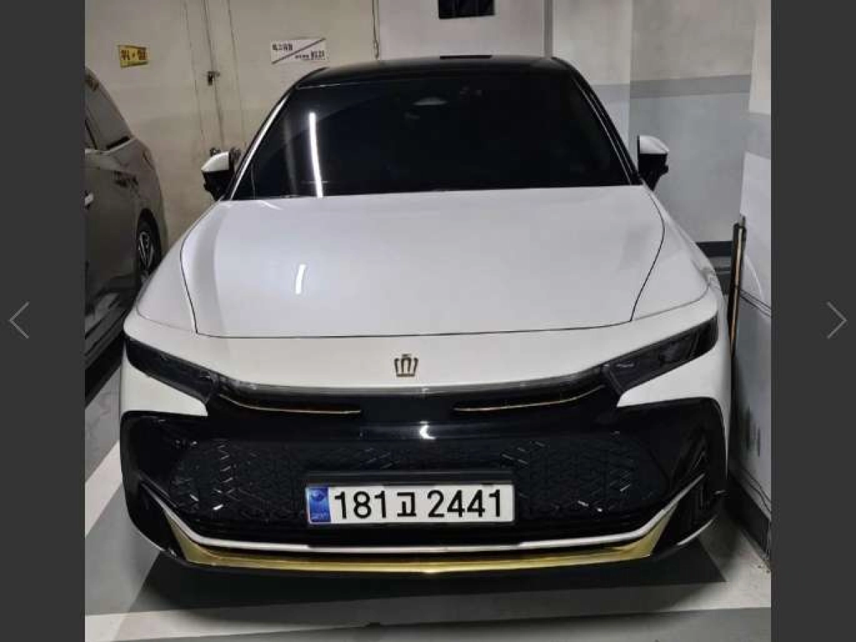 TOYOTA CROWN 크로스