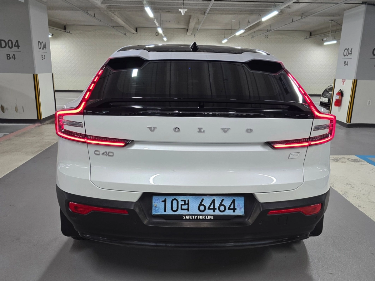VOLVO C40 리차지