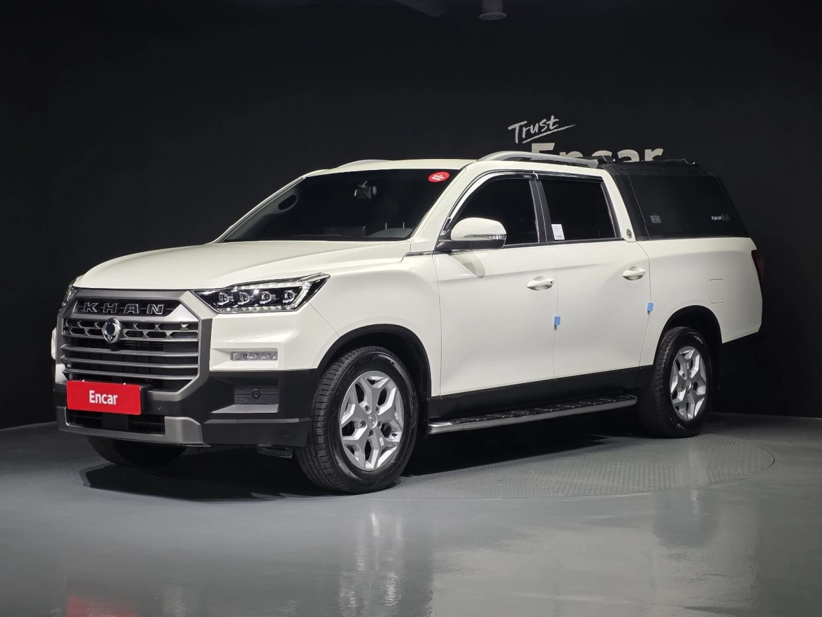 SSANGYONG REXTON SPORTS CAR