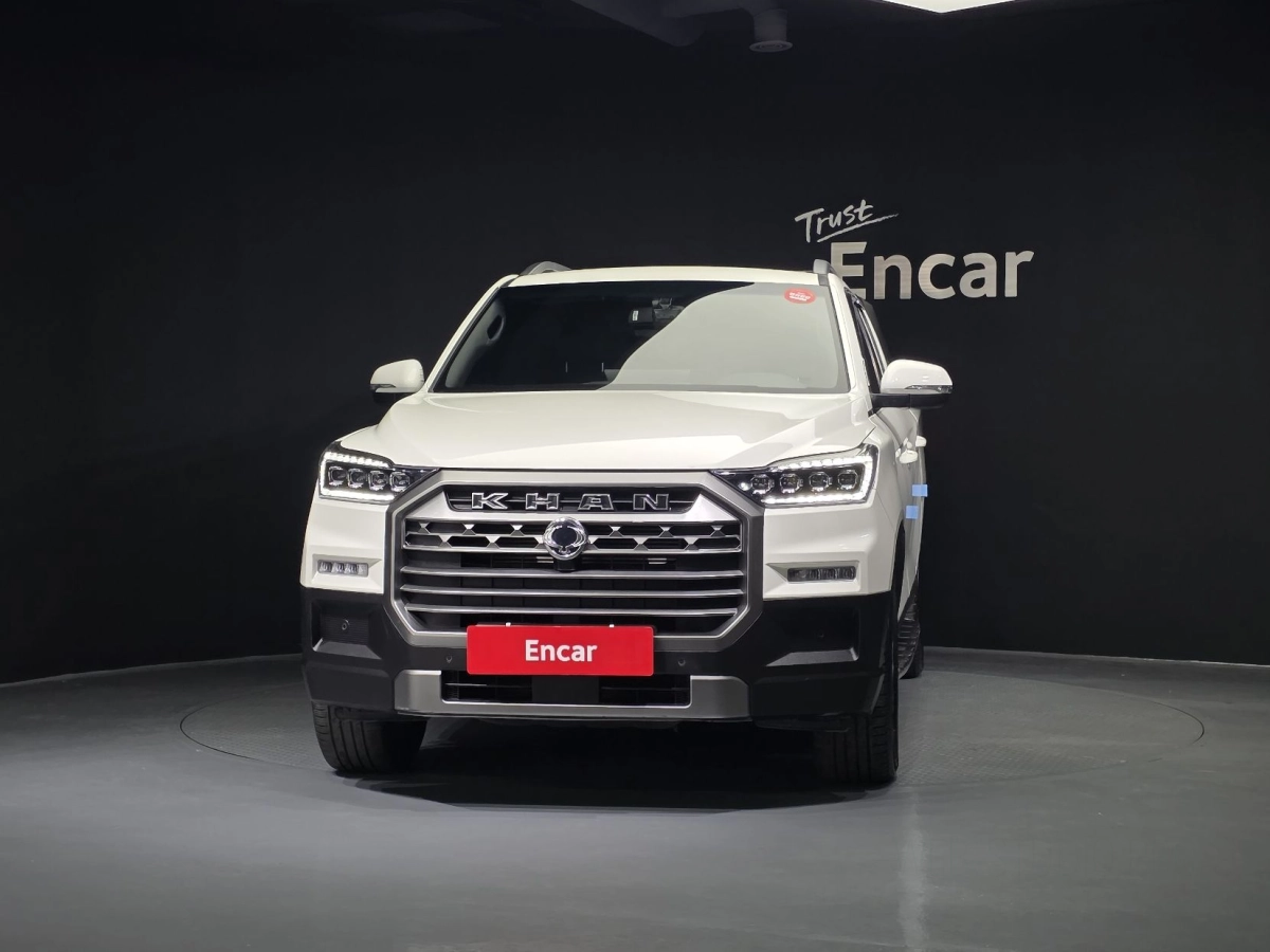 SSANGYONG REXTON SPORTS CAR