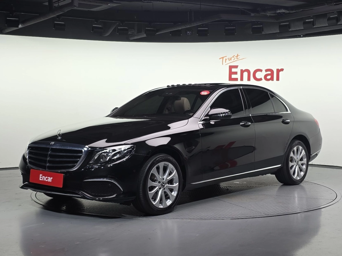 MERCEDES BENZ E-CLASS W213