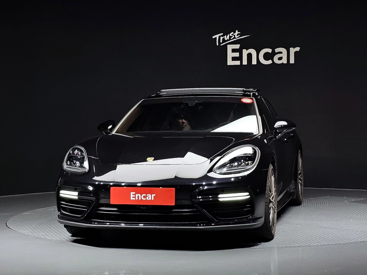 PORSCHE PANAMERA 971