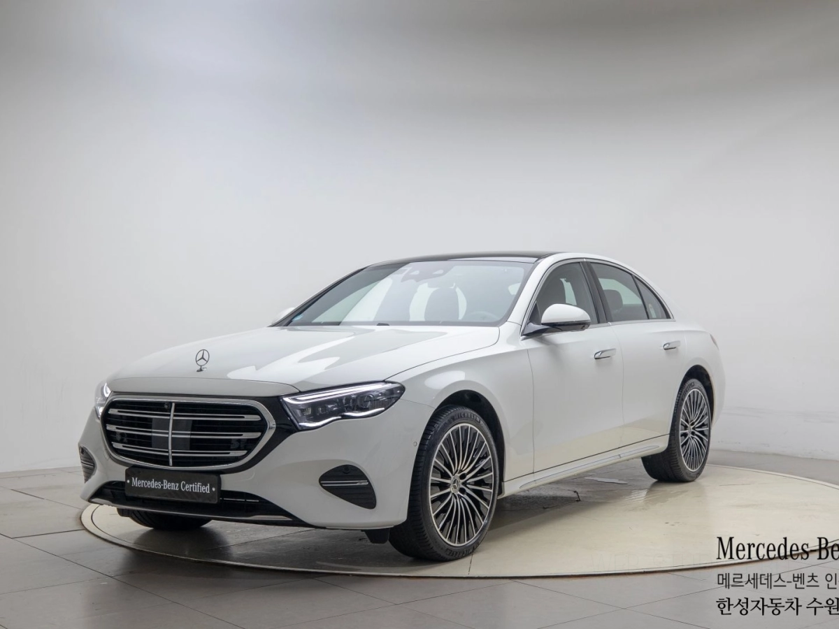 MERCEDES BENZ E-CLASS W214 2024