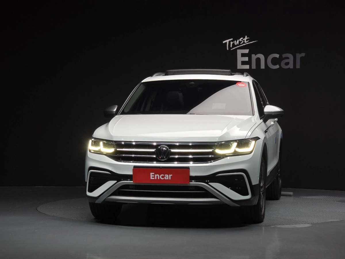 VOLKSWAGEN TIGUAN ALLSPACE