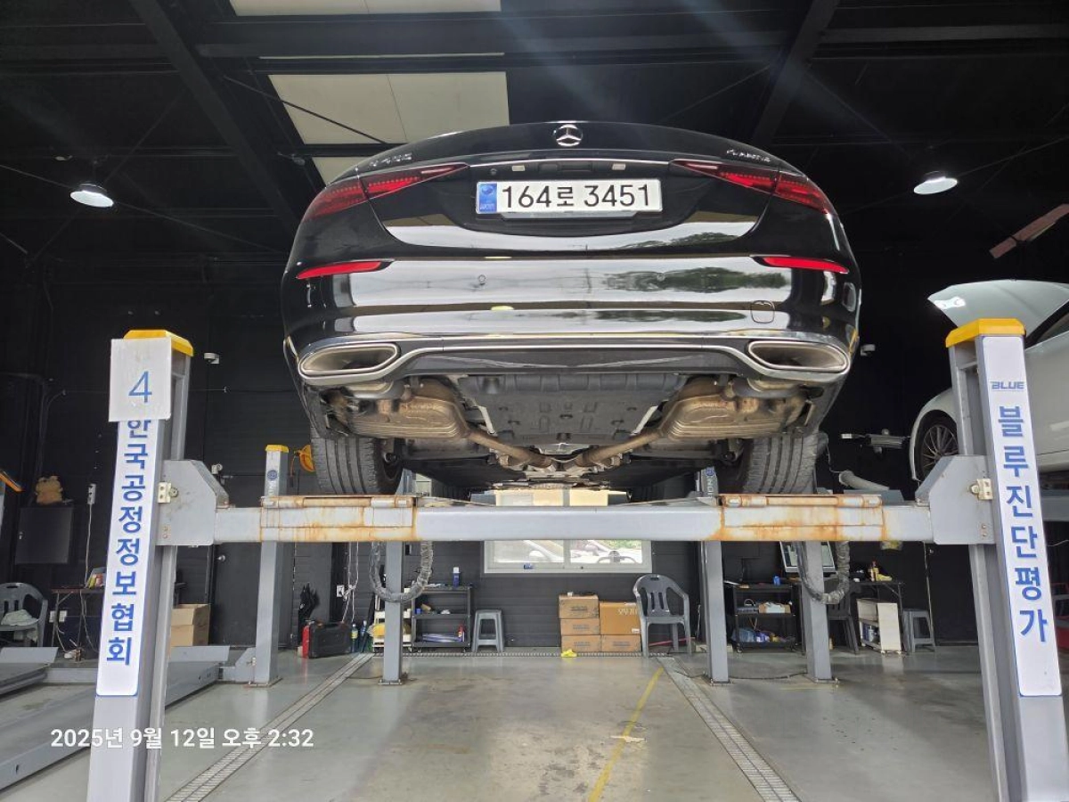 MERCEDES BENZ S-CLASS W223