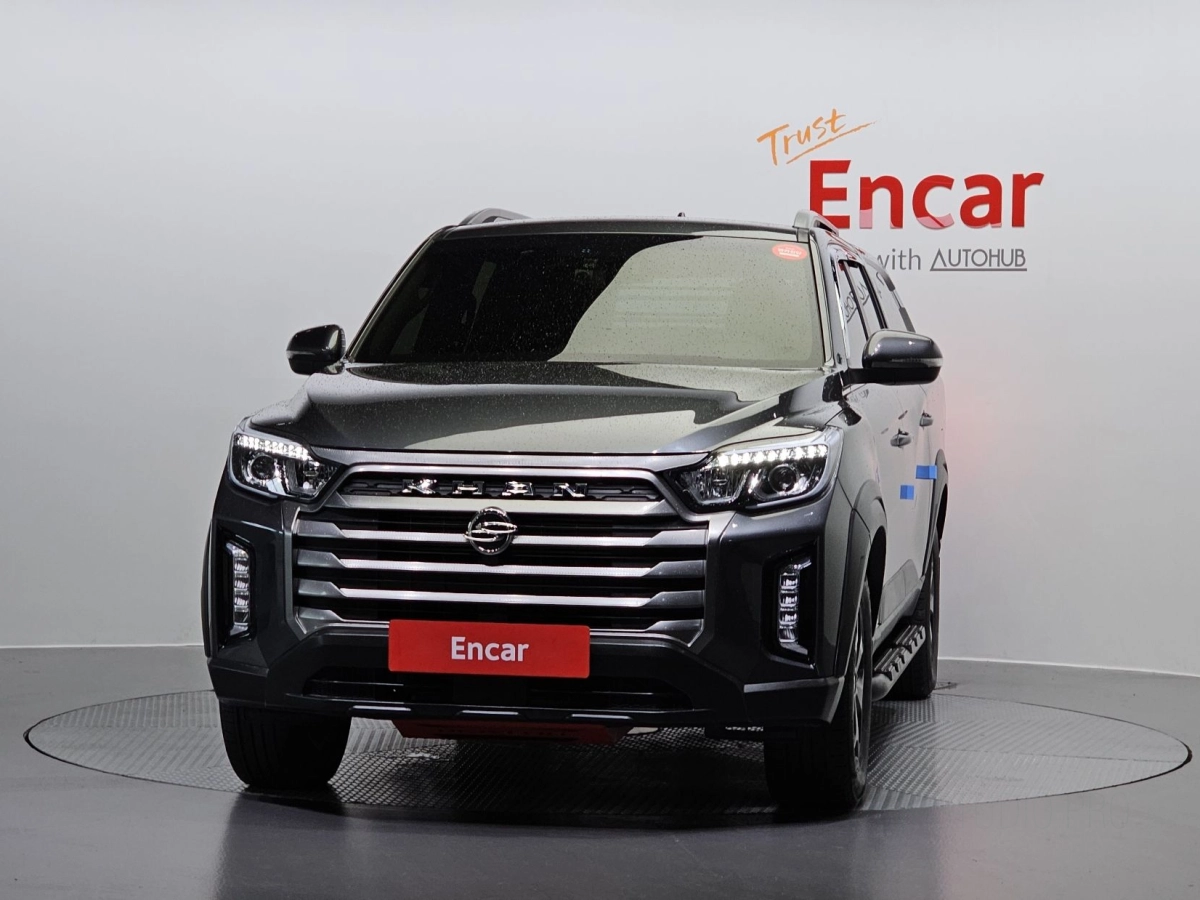 SSANGYONG REXTON SPORTS CAR