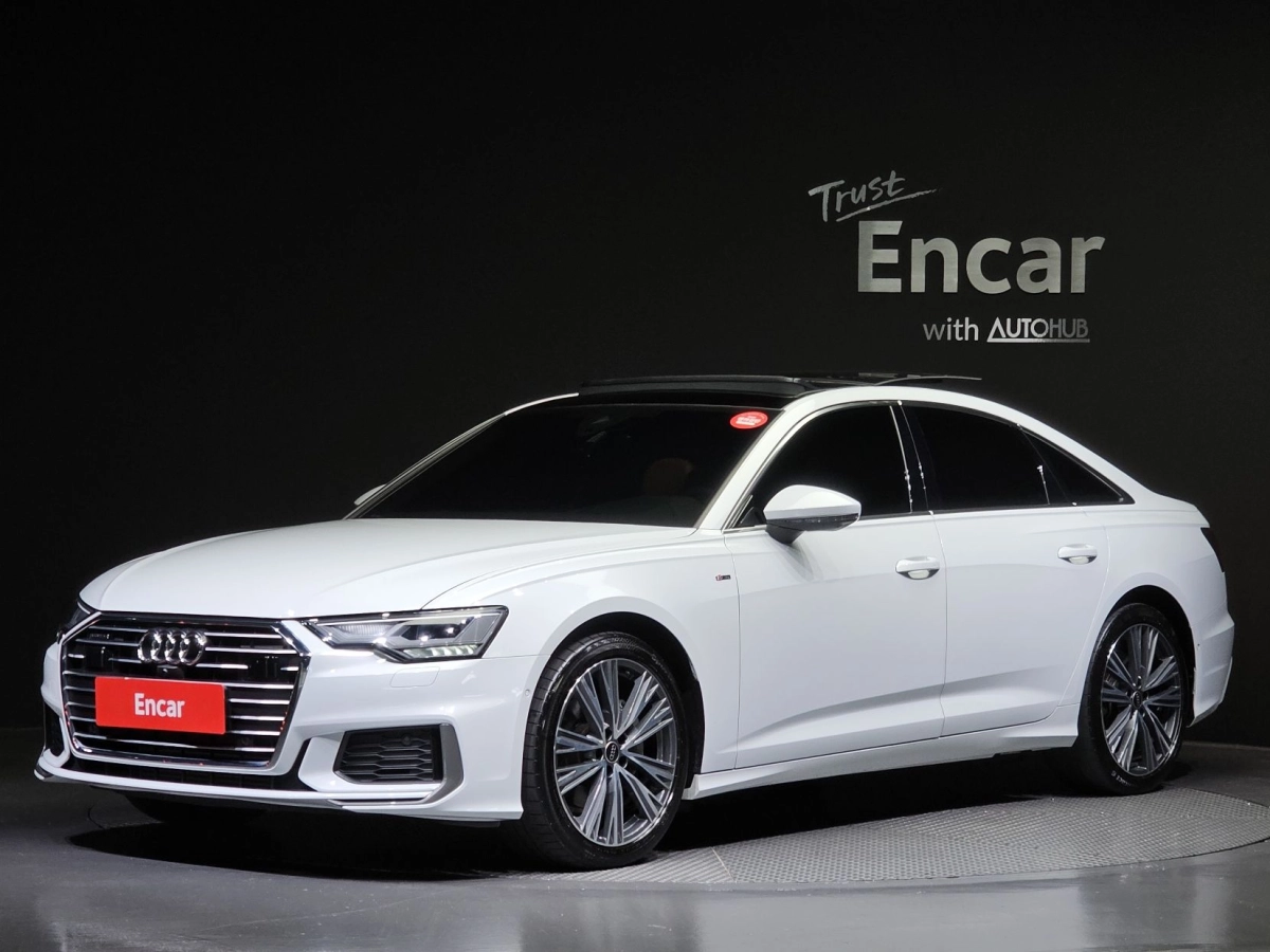 AUDI A6 C8