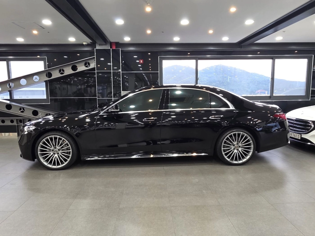 MERCEDES BENZ S-CLASS W223