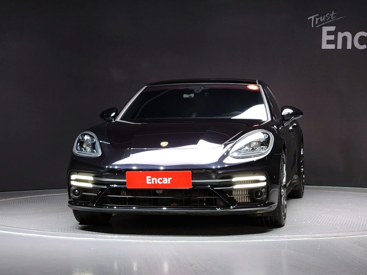 PORSCHE PANAMERA 971